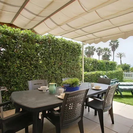 Your Vacation Retreat Right On The Holiday home *